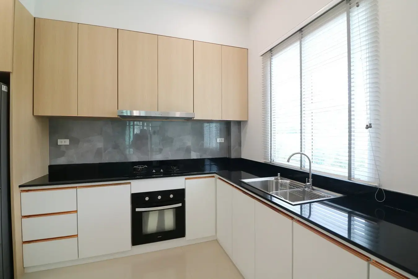 ขายบ้านหรูระดับพรีเมี่ยม 3 ห้องนอน 2.5 ห้องน้ำ พร้อมสระว่ายน้ำระบบเกลือ