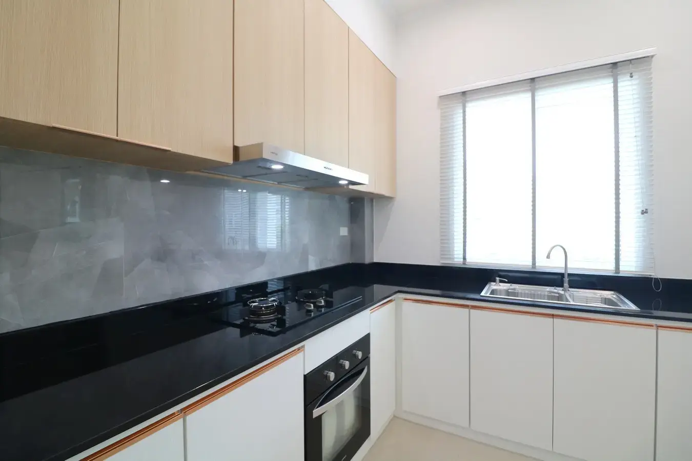 ขายบ้านหรูระดับพรีเมี่ยม 3 ห้องนอน 2.5 ห้องน้ำ พร้อมสระว่ายน้ำระบบเกลือ