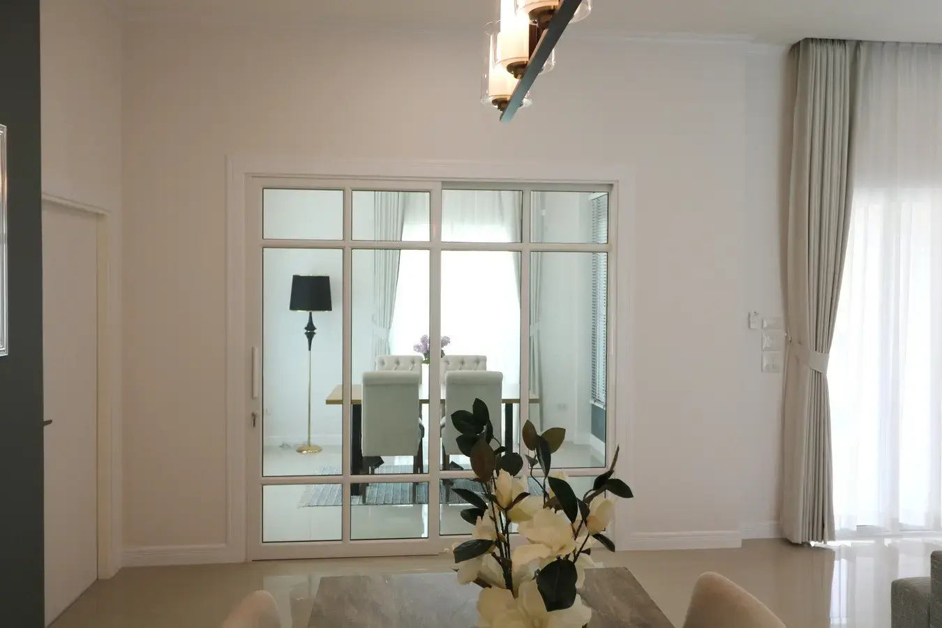 ขายบ้านหรูระดับพรีเมี่ยม 3 ห้องนอน 2.5 ห้องน้ำ พร้อมสระว่ายน้ำระบบเกลือ