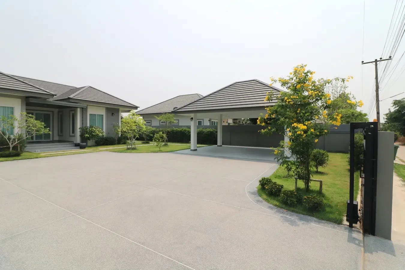 ขายบ้านหรูระดับพรีเมี่ยม 3 ห้องนอน 2.5 ห้องน้ำ พร้อมสระว่ายน้ำระบบเกลือ