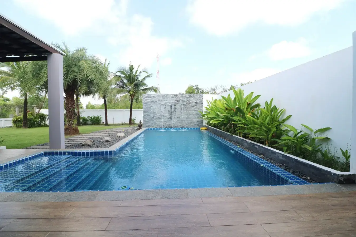 An Extremely Desirable 2 BRM, 2 BTH Home With 1,448 Sq. Mt's Land  For Sale In Nong Na Kham, Udon Thani, Thailand