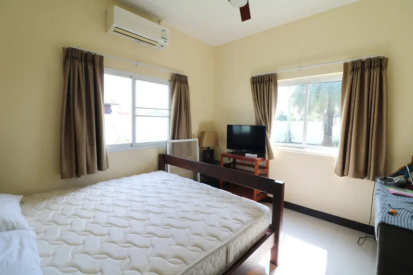 An Extremely Desirable 2 BRM, 2 BTH Home With 1,448 Sq. Mt's Land  For Sale In Nong Na Kham, Udon Thani, Thailand