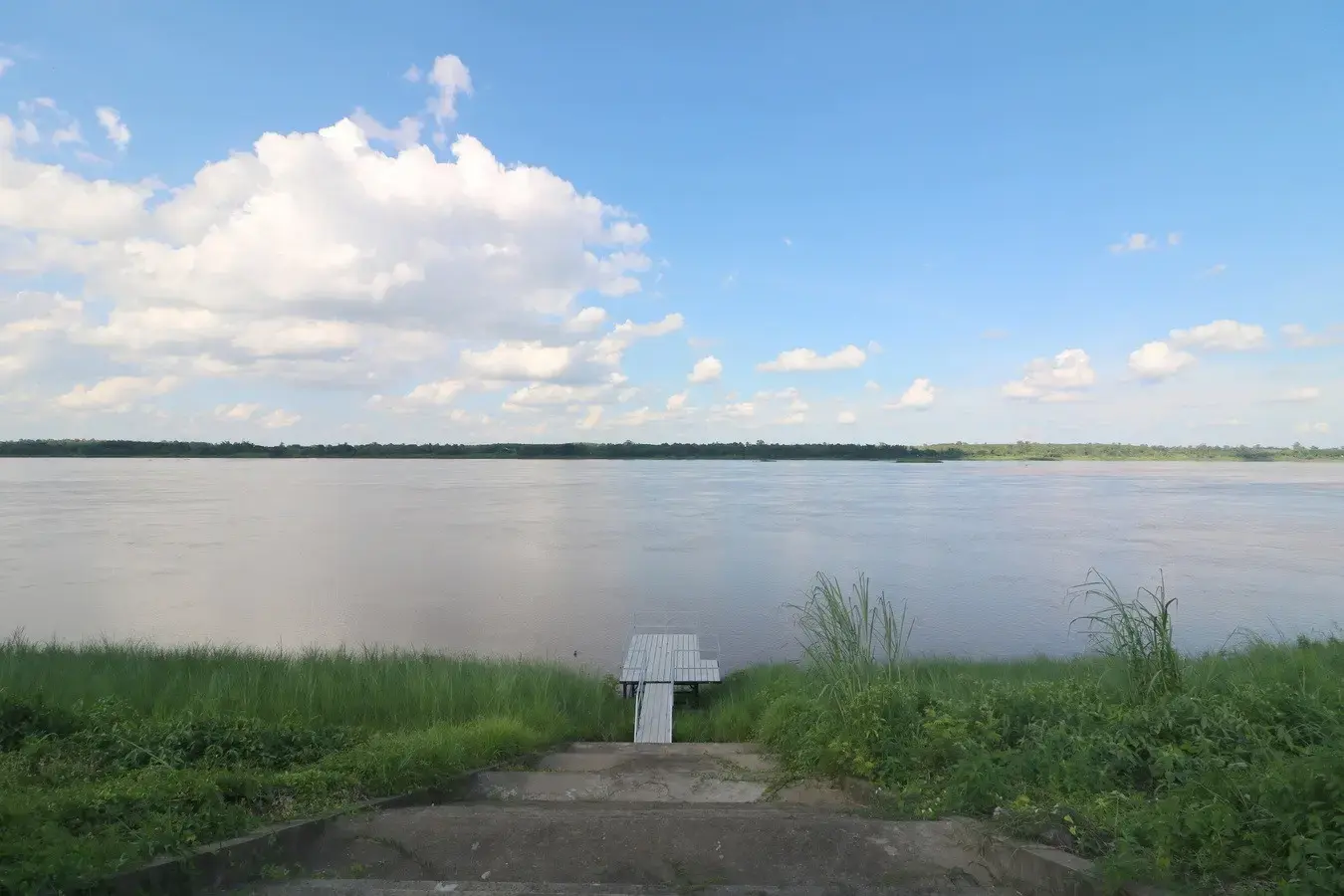 Amy&#039;s Mekong Resort is For Sale, Located on The Mekong River, That Phanom, Nakhon Phanom, Thailand