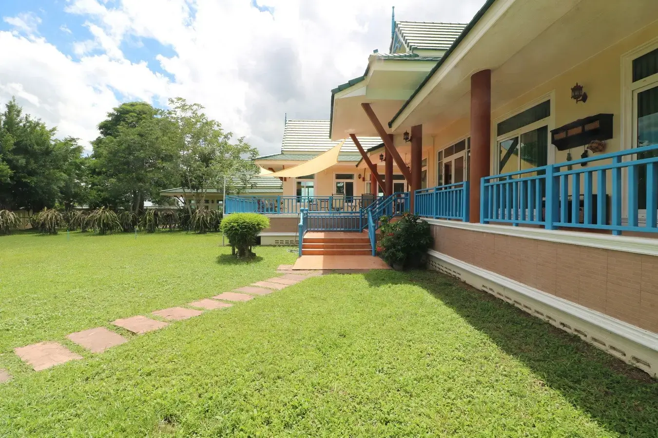 For Sale: 4BR, 5BTH Home &amp; Land – 6 Rai (9,276 Sq. Mt.) – Wanon Niwat, Sakon Nakhon, Thailand