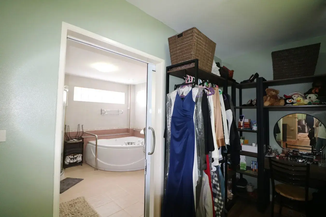 For Sale: 4BR, 5BTH Home &amp; Land – 6 Rai (9,276 Sq. Mt.) – Wanon Niwat, Sakon Nakhon, Thailand