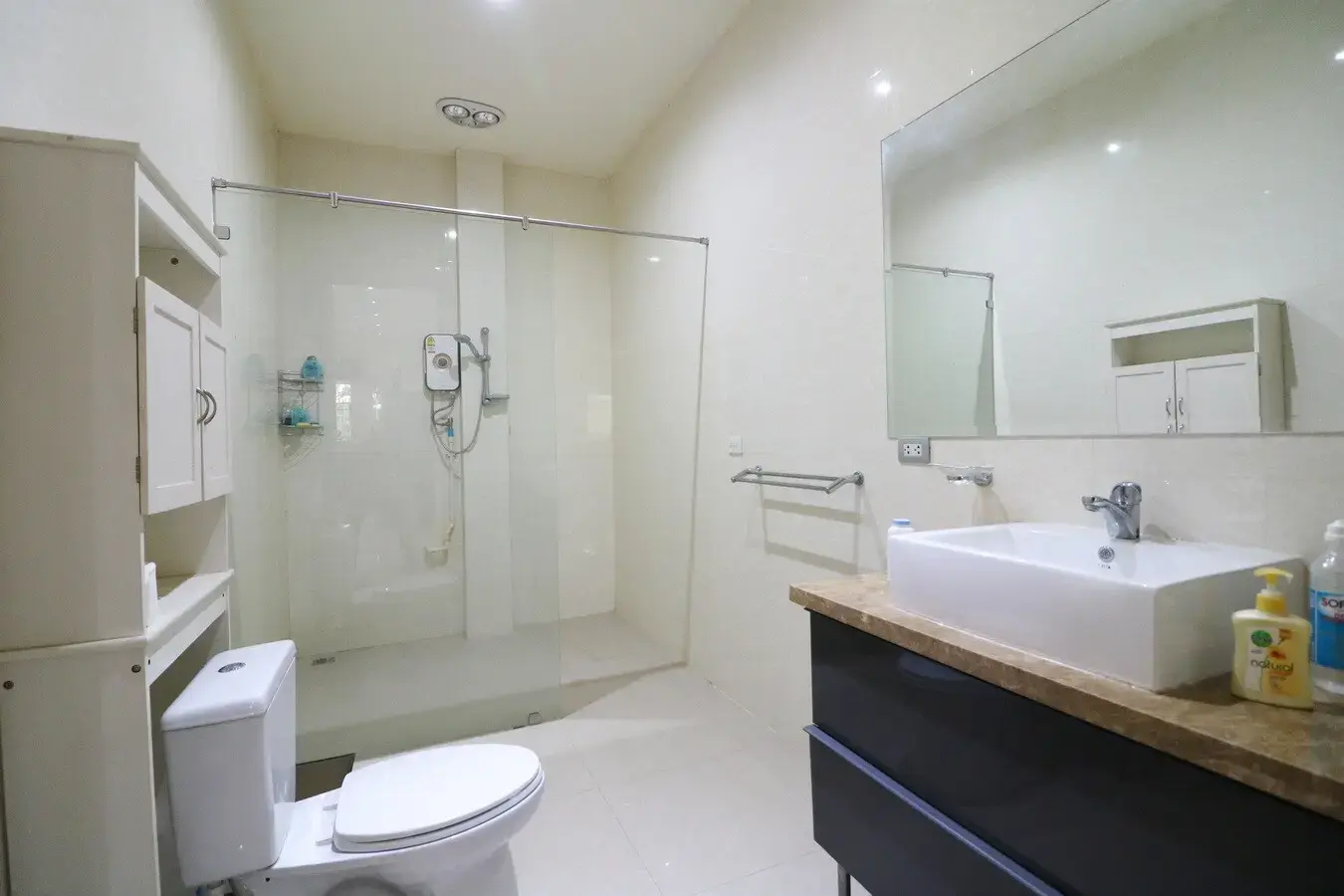 Stunning 5 Bed, 3 Bath Home For Sale on 3.5+ Rai of Landscaped Land Near Nong Wau So, Udon Thani, Thailand