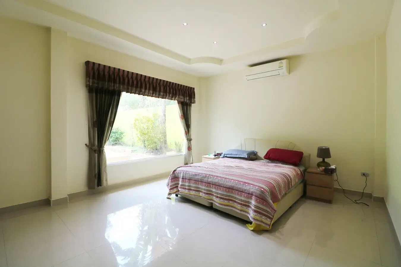 Stunning 5 Bed, 3 Bath Home For Sale on 3.5+ Rai of Landscaped Land Near Nong Wau So, Udon Thani, Thailand