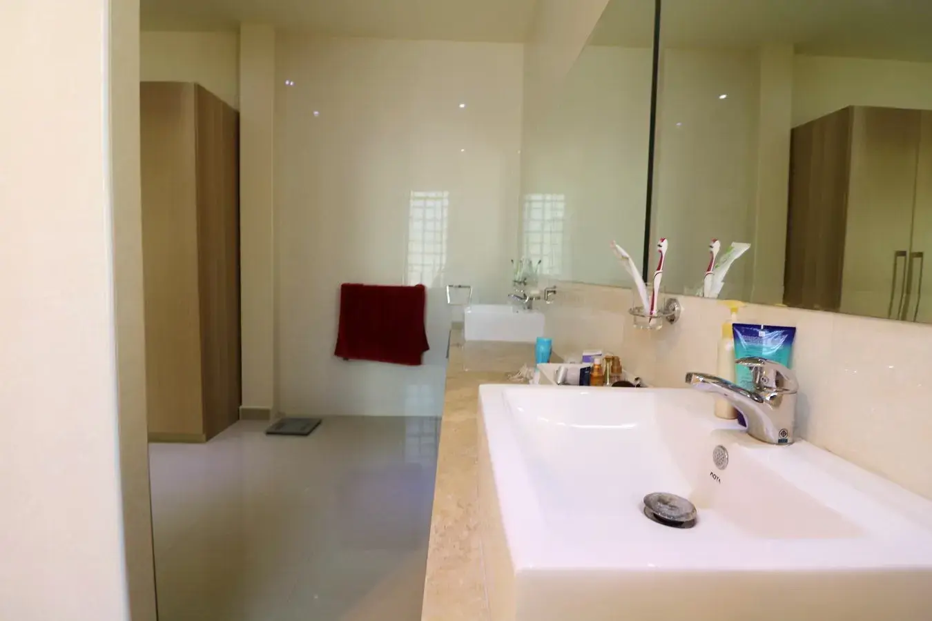 Stunning 5 Bed, 3 Bath Home For Sale on 3.5+ Rai of Landscaped Land Near Nong Wau So, Udon Thani, Thailand