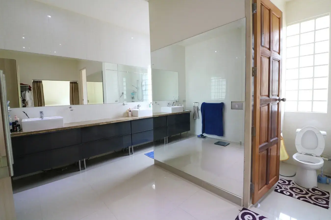 Stunning 5 Bed, 3 Bath Home For Sale on 3.5+ Rai of Landscaped Land Near Nong Wau So, Udon Thani, Thailand