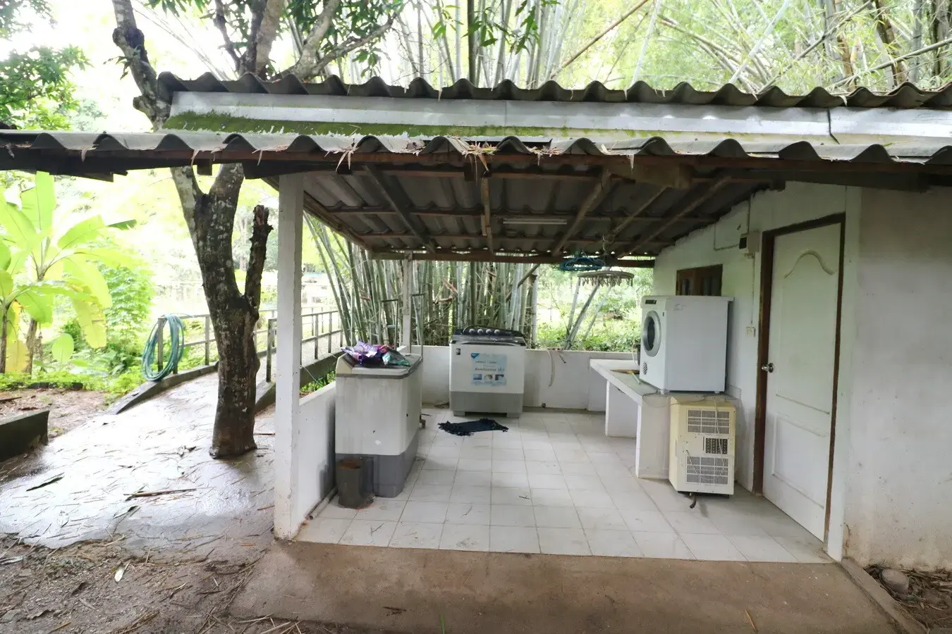 Bu Hom Riverside Resort with 11 Bungalows For Sale with 460 Mt. Mekong River Front, Chiang Khan Loei, Thailand