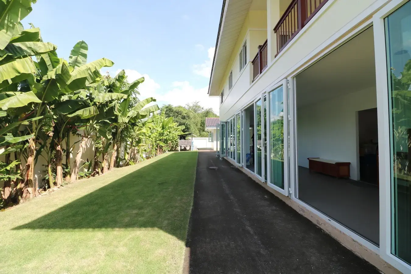 Simply Outstanding! 2 Homes With 5 BRM, 4 BTH, 2 Level Home For Sale On 1 Rai, 90 Talang Wah, Khumphawapi, Udon Thani, Thailand