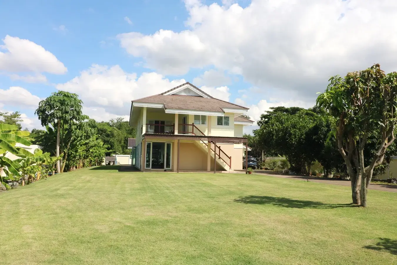 Simply Outstanding! 2 Homes With 5 BRM, 4 BTH, 2 Level Home For Sale On 1 Rai, 90 Talang Wah, Khumphawapi, Udon Thani, Thailand