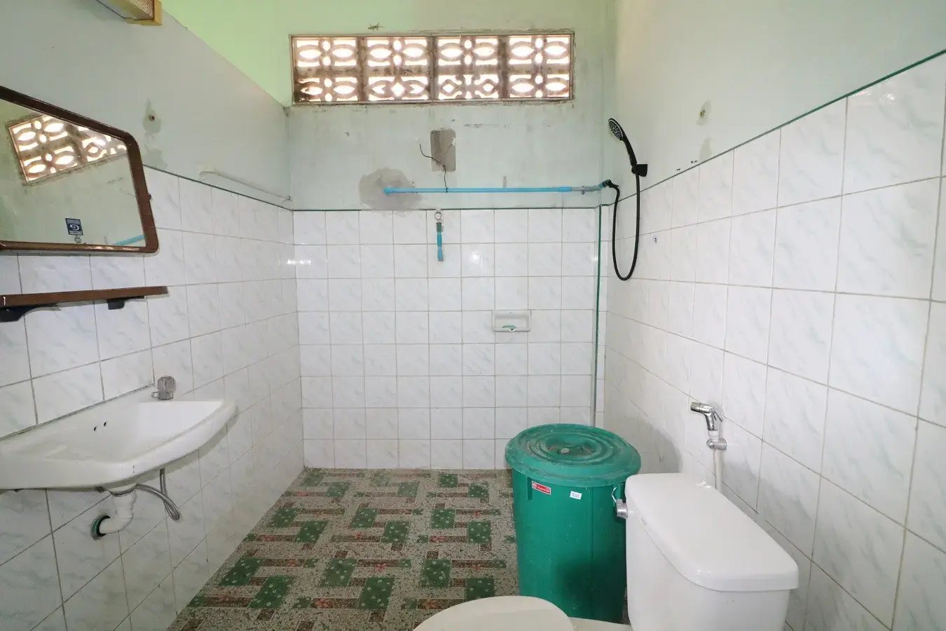 For Sale: 2 Homes + Shop on 2+ Rai – Lam Pao, Kalasin, Thailand