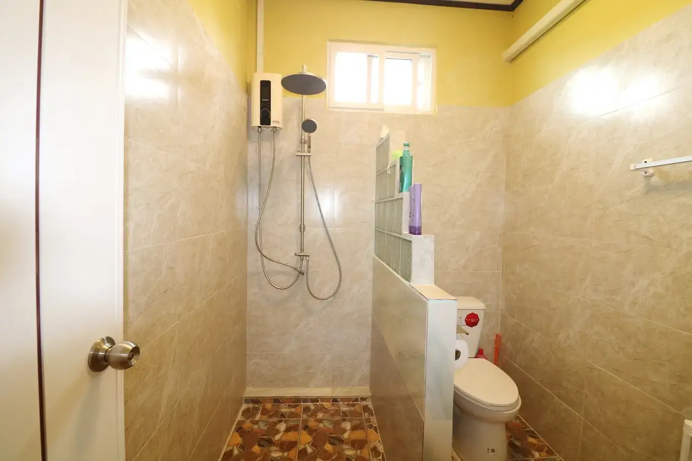 For Sale: 2 Homes + Shop on 2+ Rai – Lam Pao, Kalasin, Thailand