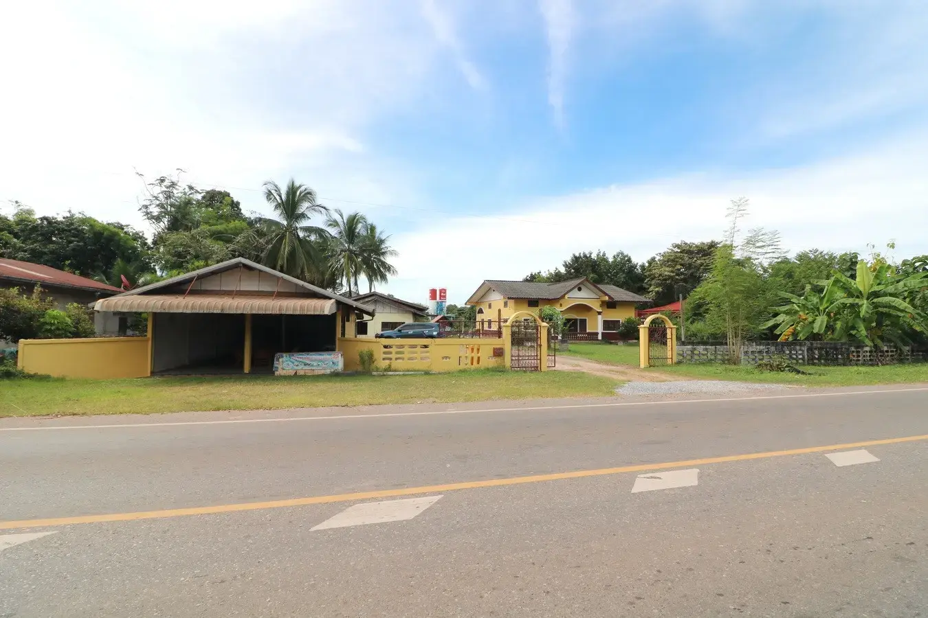 For Sale: 2 Homes + Shop on 2+ Rai – Lam Pao, Kalasin, Thailand