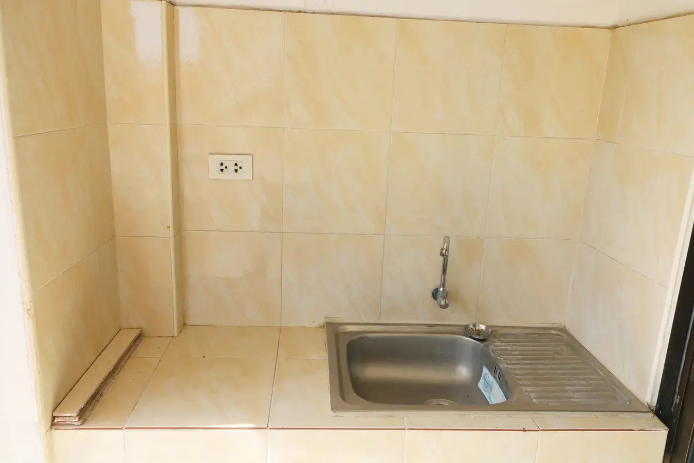 A 27-Room Apartment Complex With Excellent ROI For Sale In Nong Kom Ko, Nong Khai, Thailand