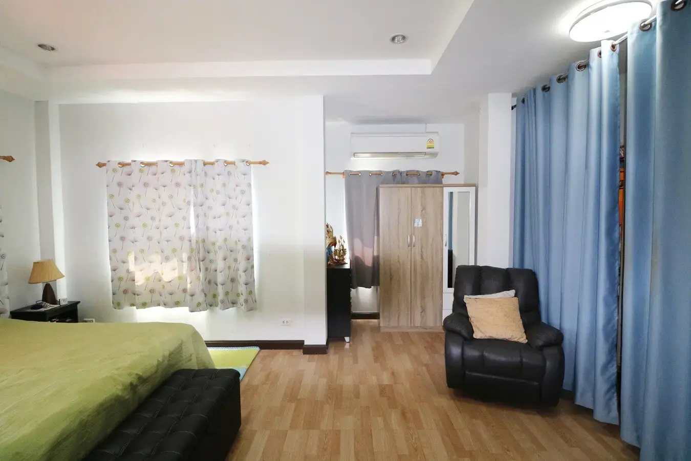 A Delightful 4 BRM, 3 BTH, 2 Level Home For Sale in Chiang Wang, Phen, Udon Thani, Thailand