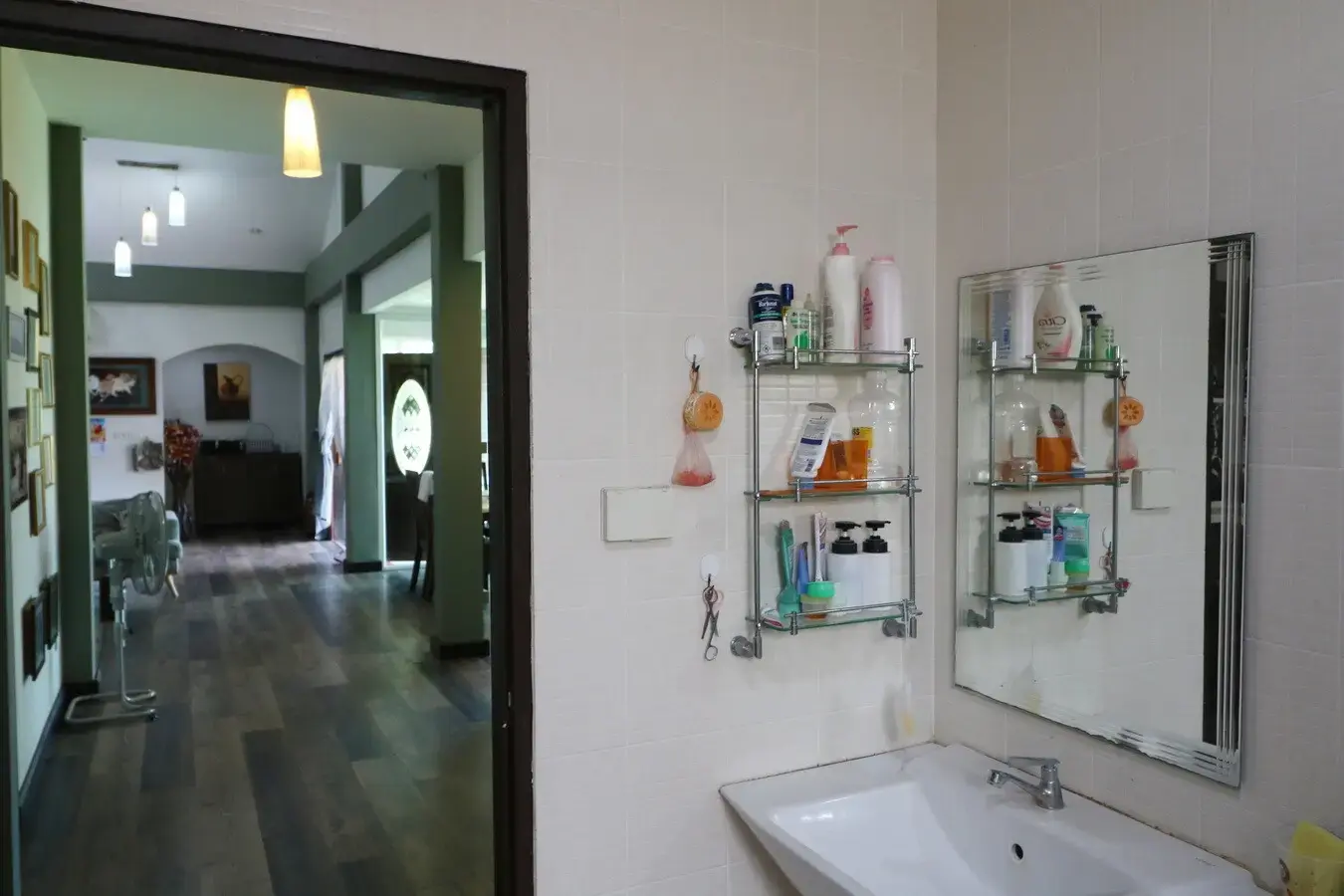 A Delightful 4 BRM, 3 BTH, 2 Level Home For Sale in Chiang Wang, Phen, Udon Thani, Thailand