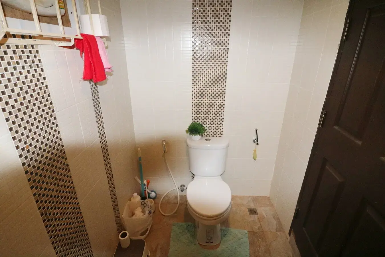 A Delightful 4 BRM, 3 BTH, 2 Level Home For Sale in Chiang Wang, Phen, Udon Thani, Thailand