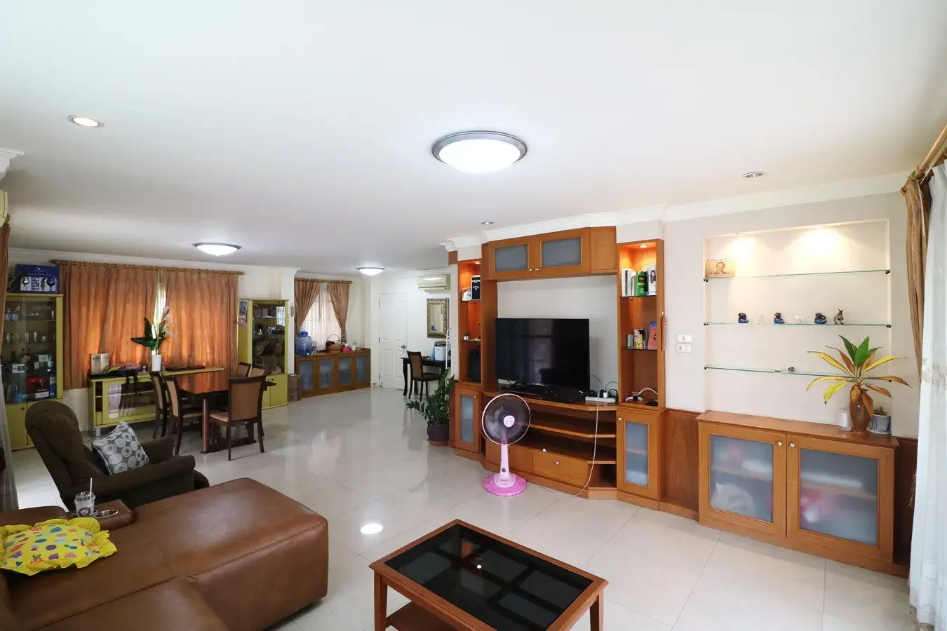 A Wonderful 3 BRM, 3 BTH 2-Level Home For Sale In Chonrada Estate, Udon Thani, Thailand