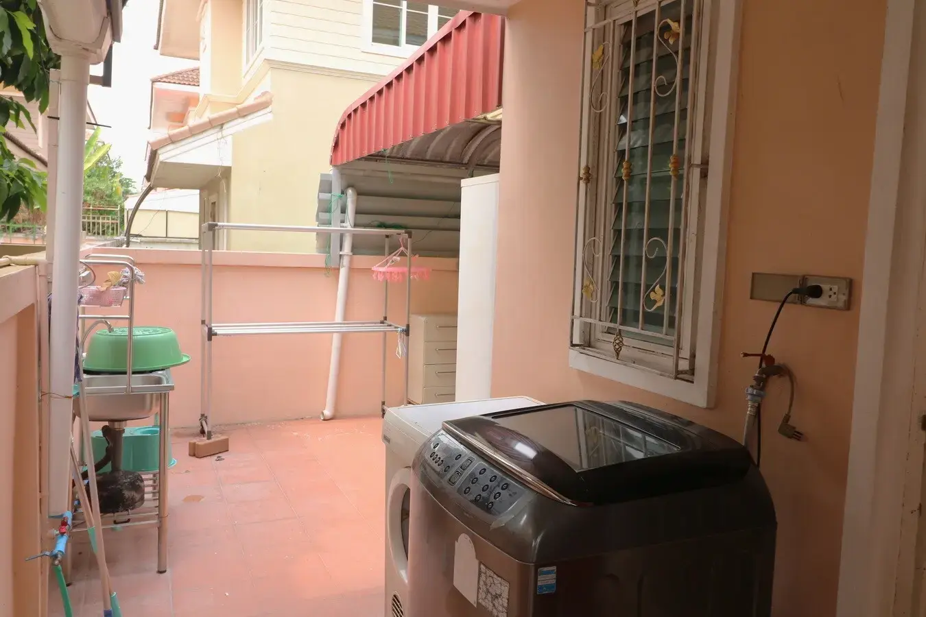 A Wonderful 3 BRM, 3 BTH 2-Level Home For Sale In Chonrada Estate, Udon Thani, Thailand