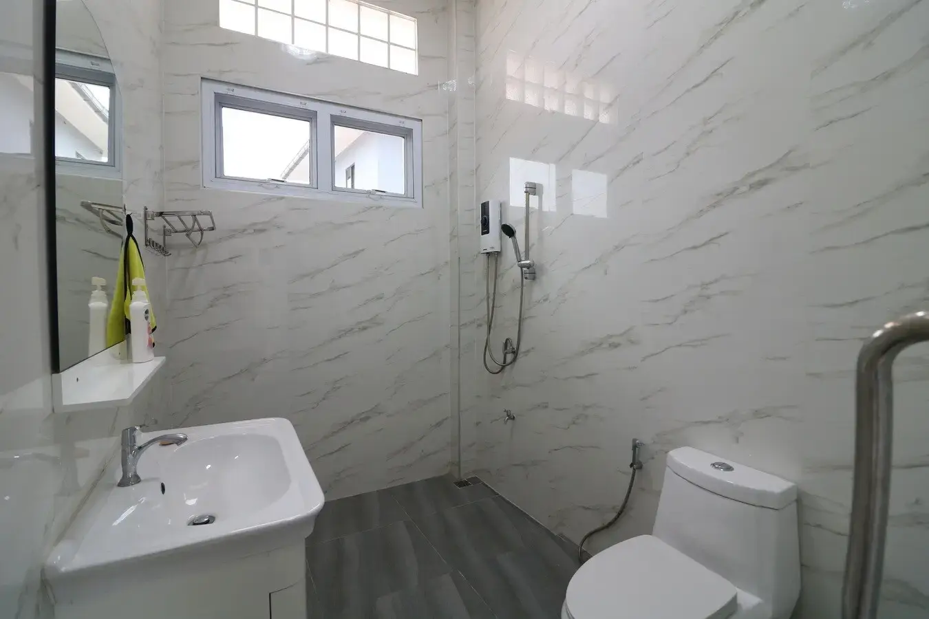 A Fantastic 3 BRM, 3 BTH, 3 Year Old Home For Sale In Mu Mon, Udon Thani, Thailand