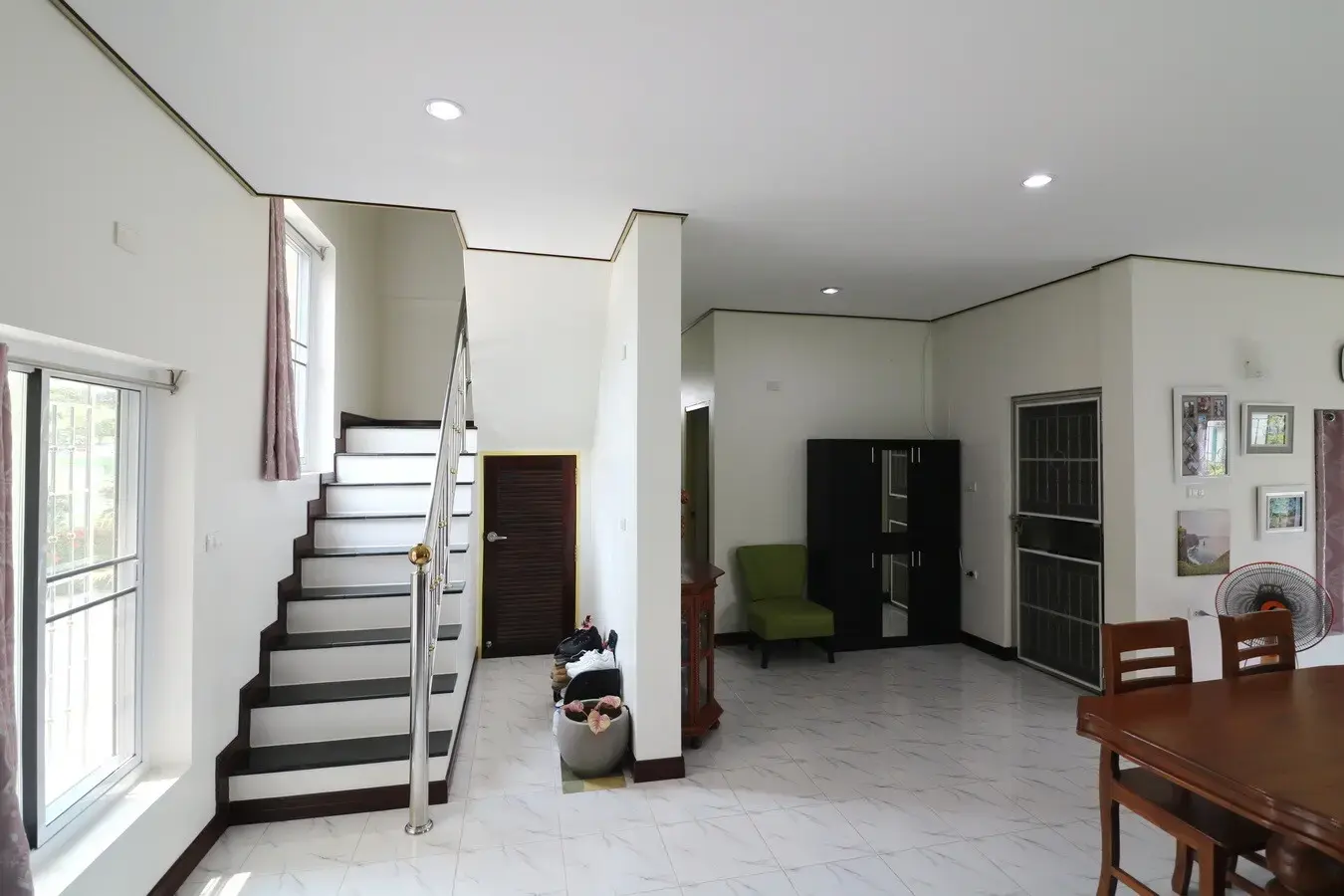 A 3 BRM, 3 BATH, 3 Toilet, 2 Level Home For Sale, Set on 1 Rai Prime Location, Ban Chan, Udon Thani, Thailand