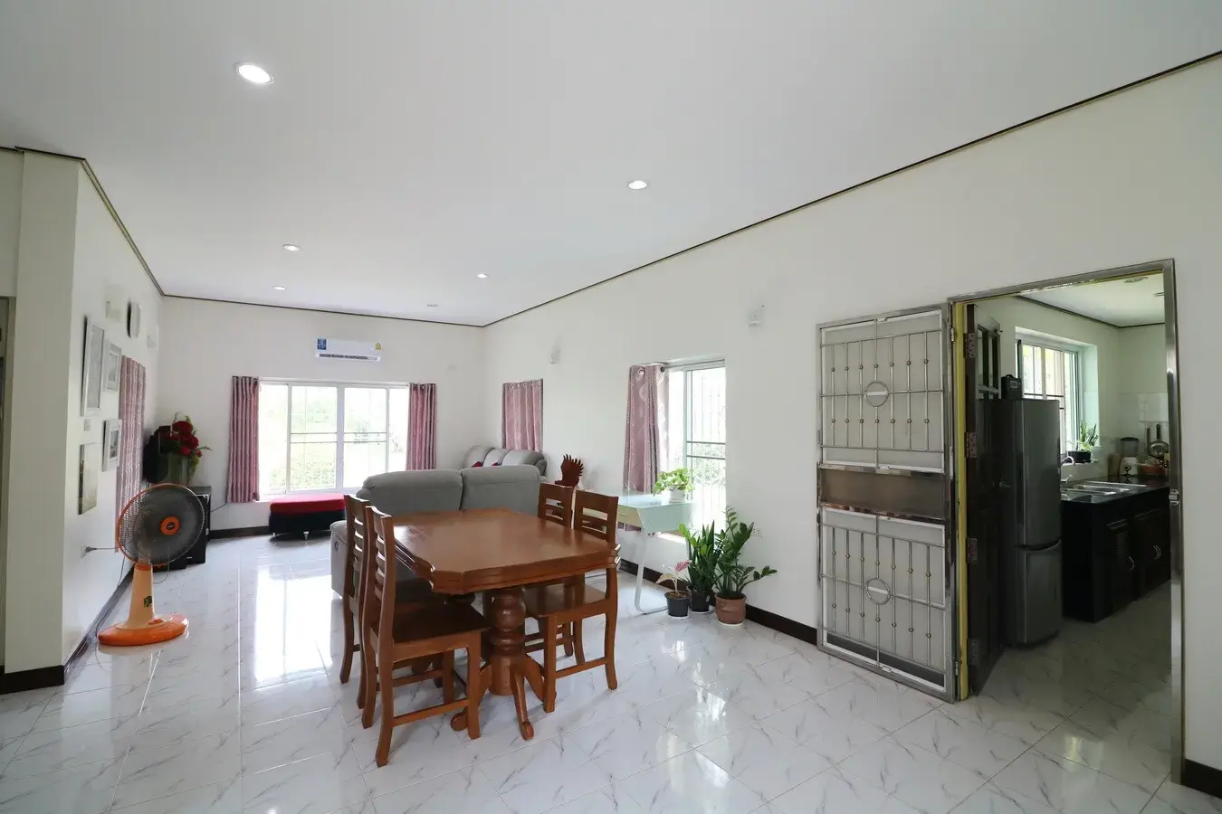 A 3 BRM, 3 BATH, 3 Toilet, 2 Level Home For Sale, Set on 1 Rai Prime Location, Ban Chan, Udon Thani, Thailand