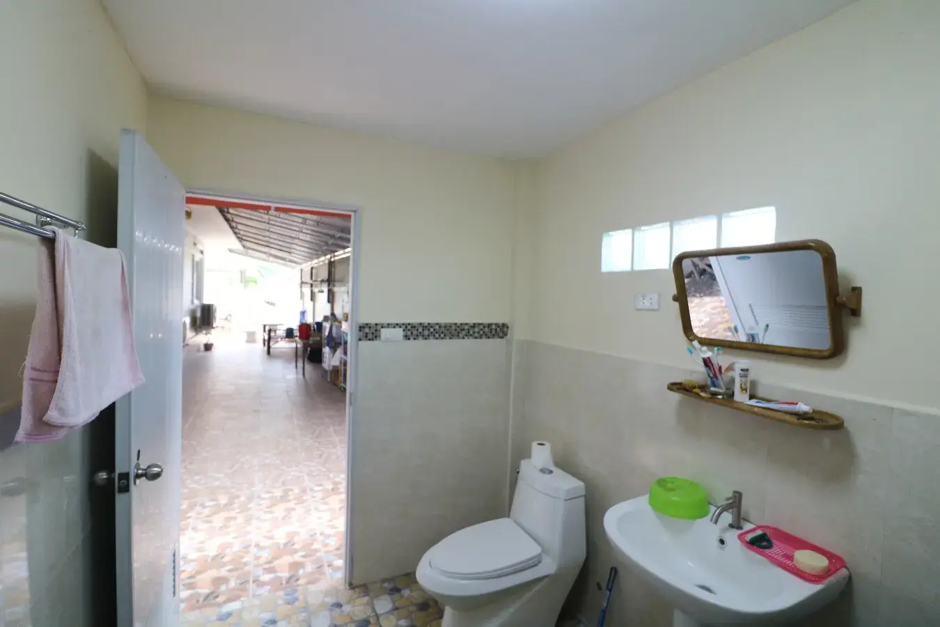 2 Homes Comprising 4 Bedrooms, 4 Bathrooms For Sale in Hin Khon, Lam Plai Mat, Buriram, Thailand