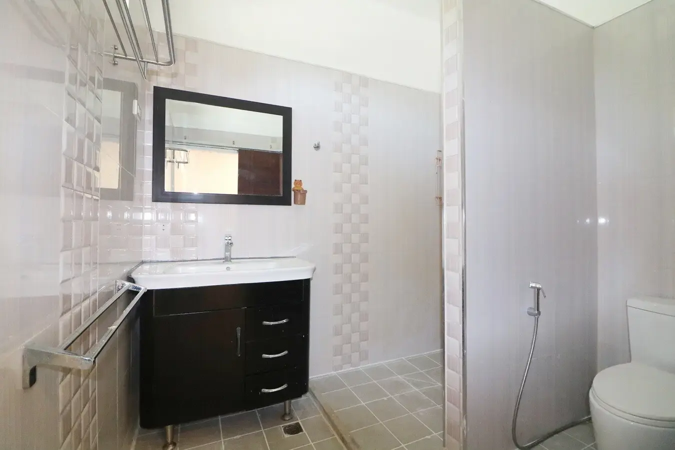 Serene 4 Bedroom, 5 Bathroom, Home For Sale In Udon Thani, Thailand