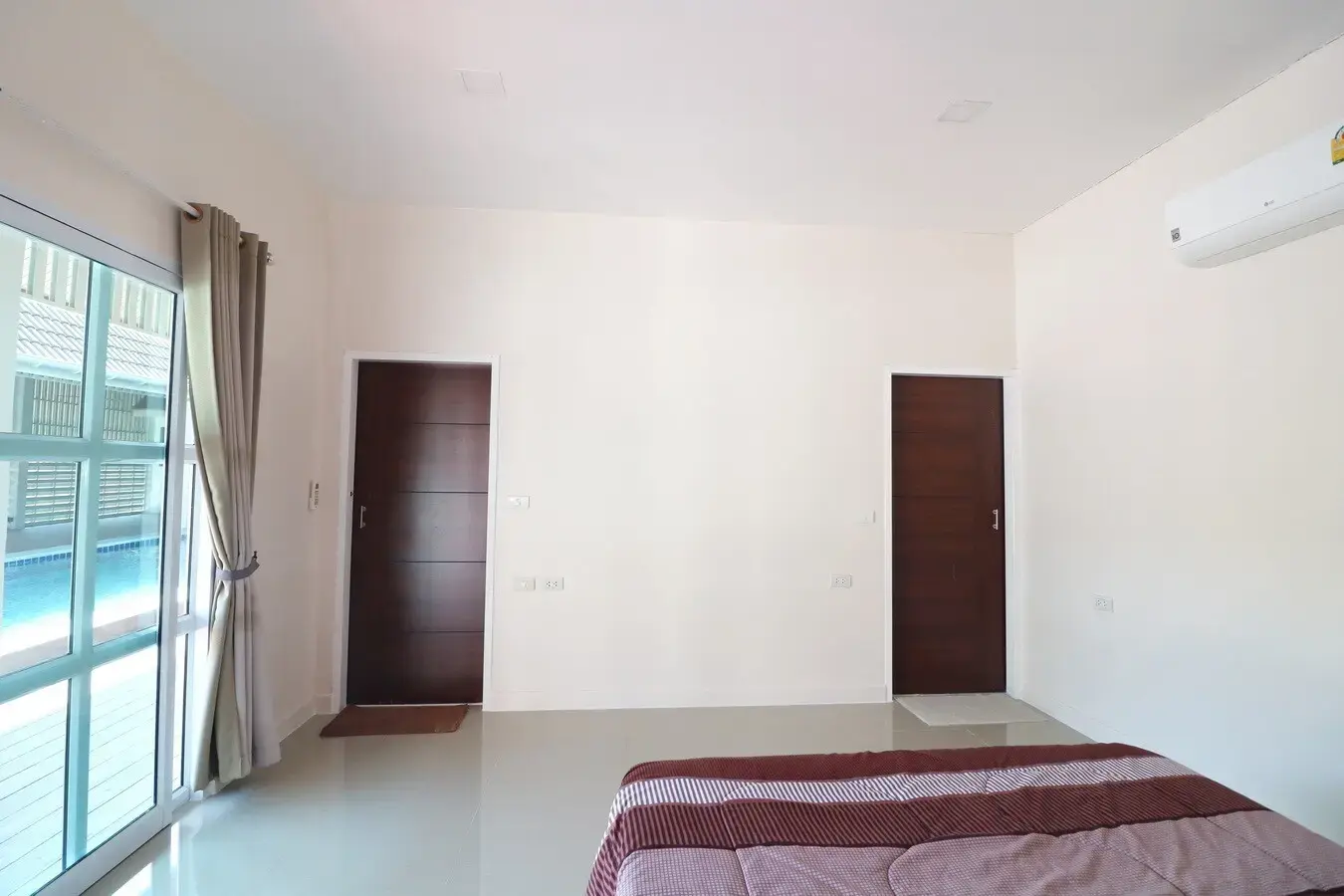 Serene 4 Bedroom, 5 Bathroom, Home For Sale In Udon Thani, Thailand