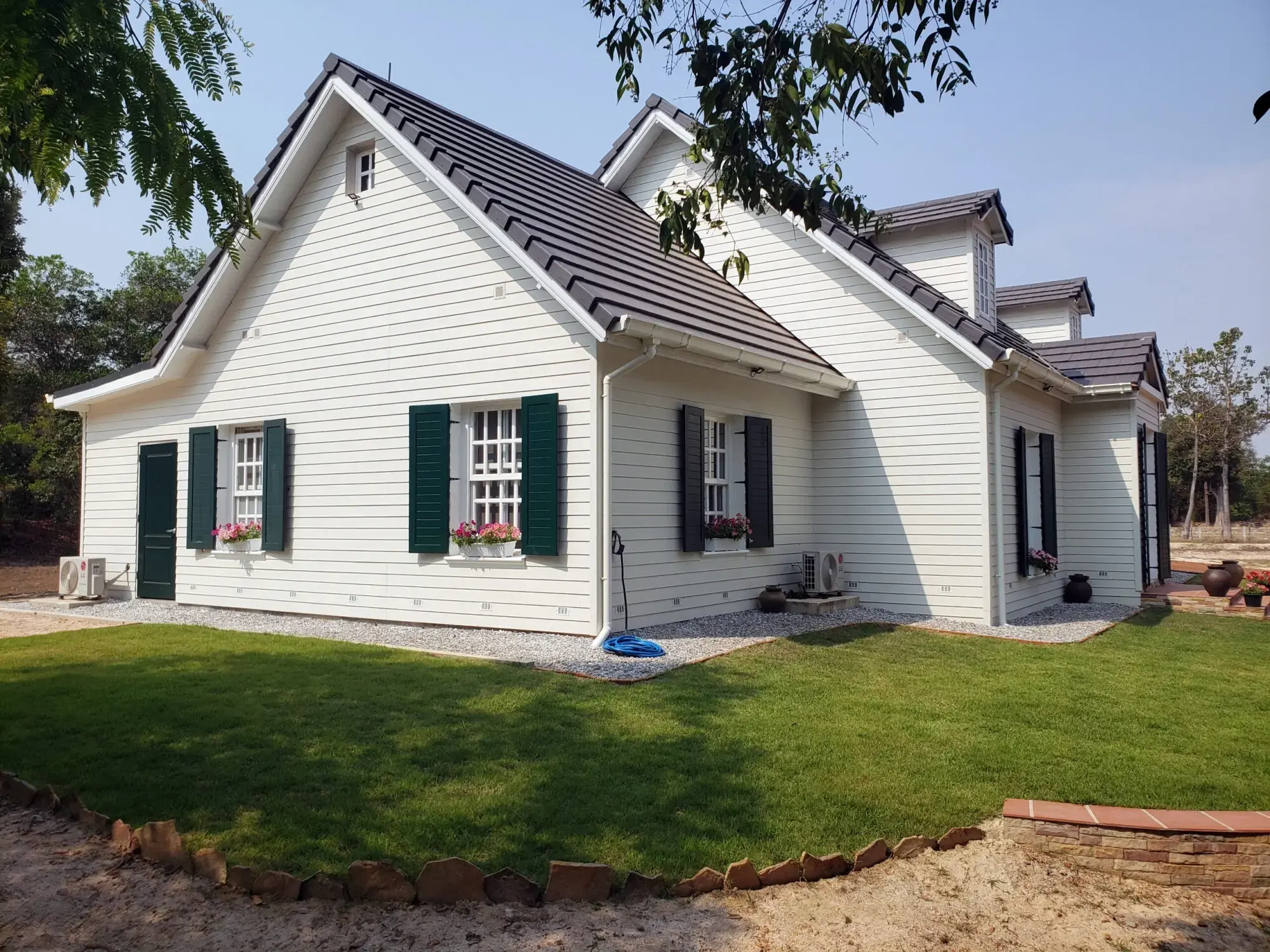 ‘Off-Grid’ Modern 3 Bedroom, 2 Bath, 4 Toilet Home For Sale In Renu Nakhon, Nakhon Phanom Province, Thailand.