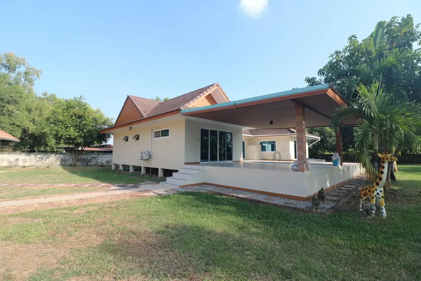 A 3 Bedroom, 3 Bathroom, Semi Rural Home For Sale, Nong Han, Udon Thani, Thailand