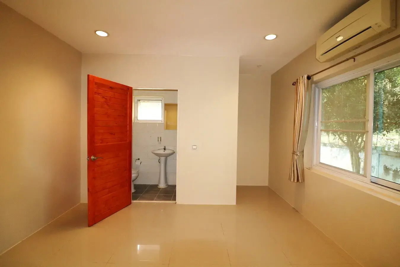 A 3 Bedroom, 3 Bathroom, Semi Rural Home For Sale, Nong Han, Udon Thani, Thailand