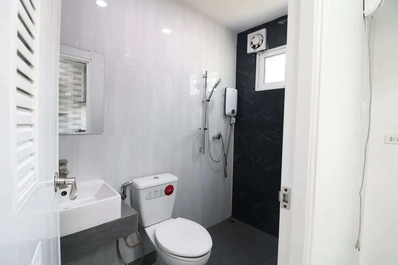 For Sale: A Lovely Home 3 Bedroom, 3 Bathroom, With Swimming Pool In Sam Phrao, Udon Thani, Thailand