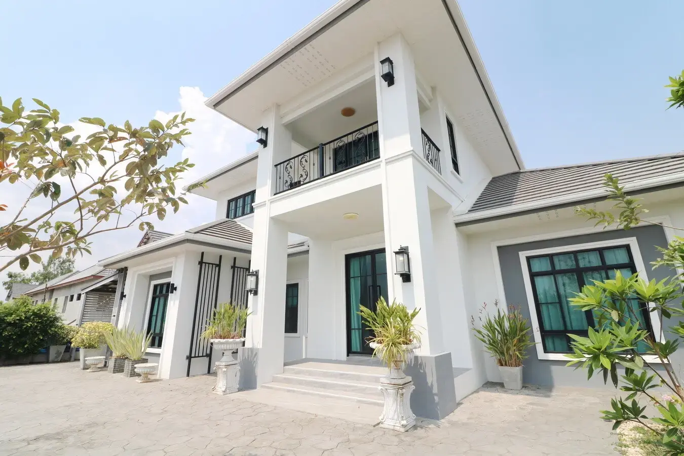 A Magnificent And Gorgeous 2 Level Home For Sale In Buriram, Thailand