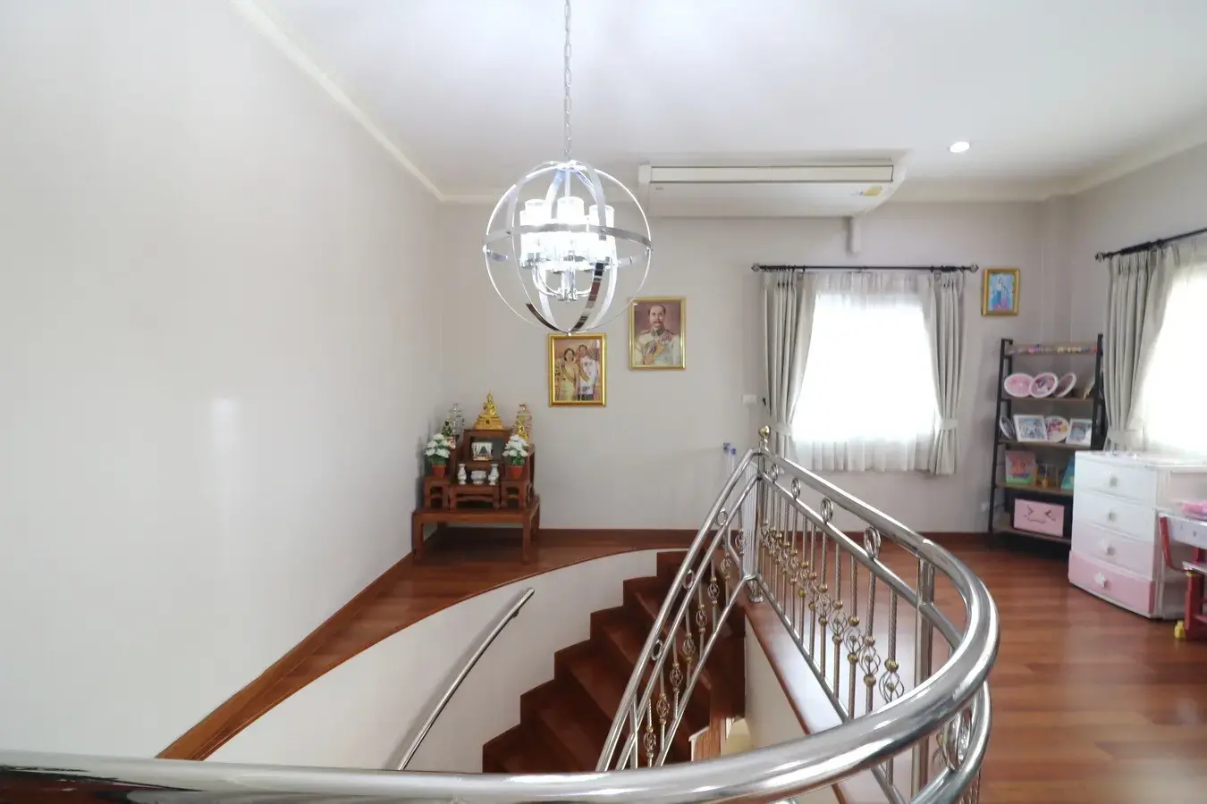 An Outstanding 4 Bedroom, 4 Bathroom, 2 Level Home For Sale In Mak Khaeng, Udon Thani, Thailand.