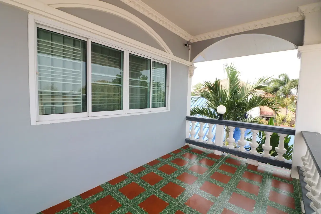 An Outstanding 4 Bedroom, 4 Bathroom, 2 Level Home For Sale In Mak Khaeng, Udon Thani, Thailand.