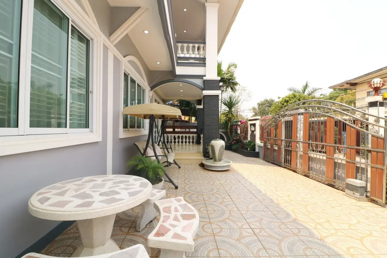 An Outstanding 4 Bedroom, 4 Bathroom, 2 Level Home For Sale In Mak Khaeng, Udon Thani, Thailand.