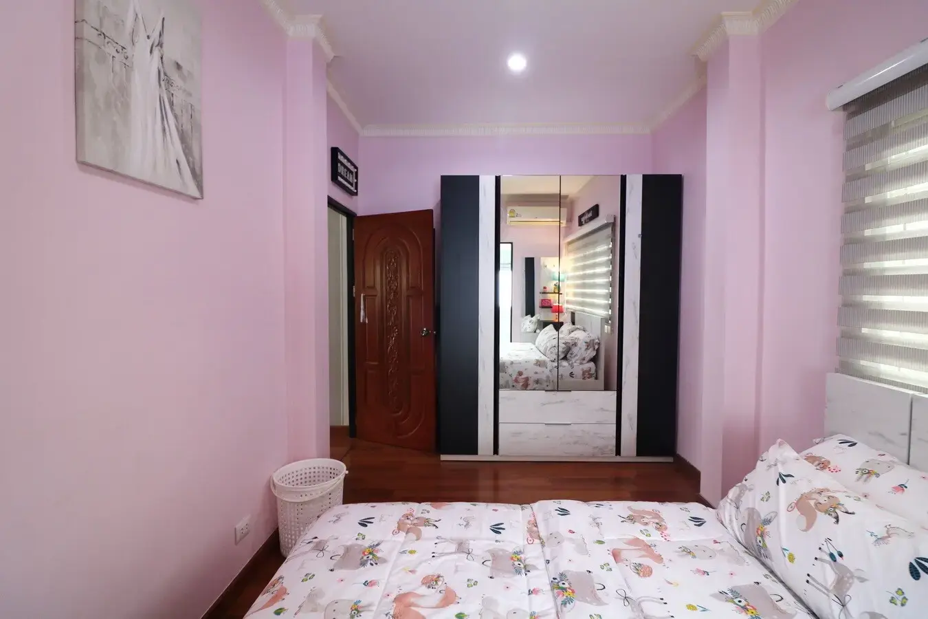 An Outstanding 4 Bedroom, 4 Bathroom, 2 Level Home For Sale In Mak Khaeng, Udon Thani, Thailand.