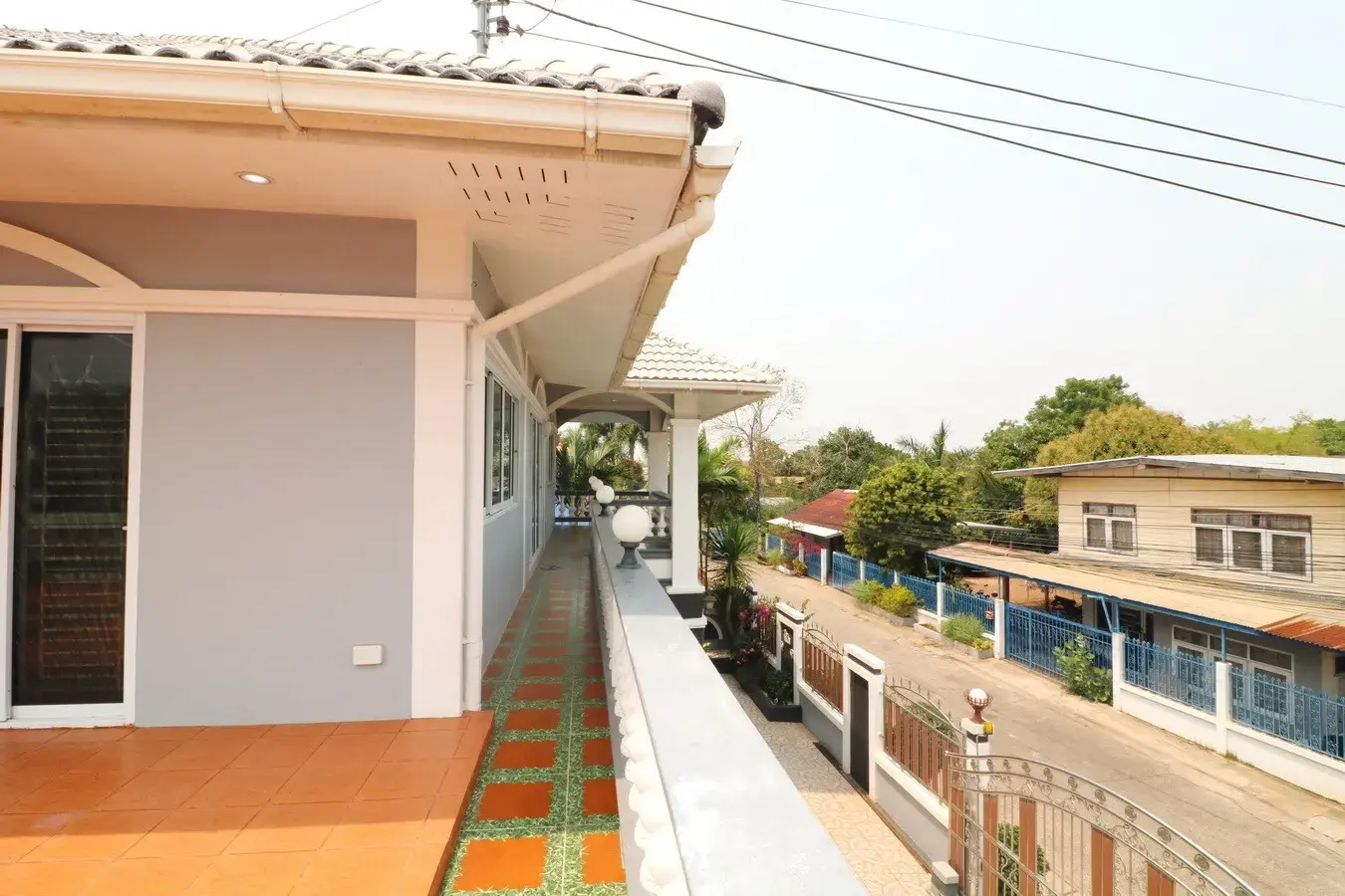 An Outstanding 4 Bedroom, 4 Bathroom, 2 Level Home For Sale In Mak Khaeng, Udon Thani, Thailand.