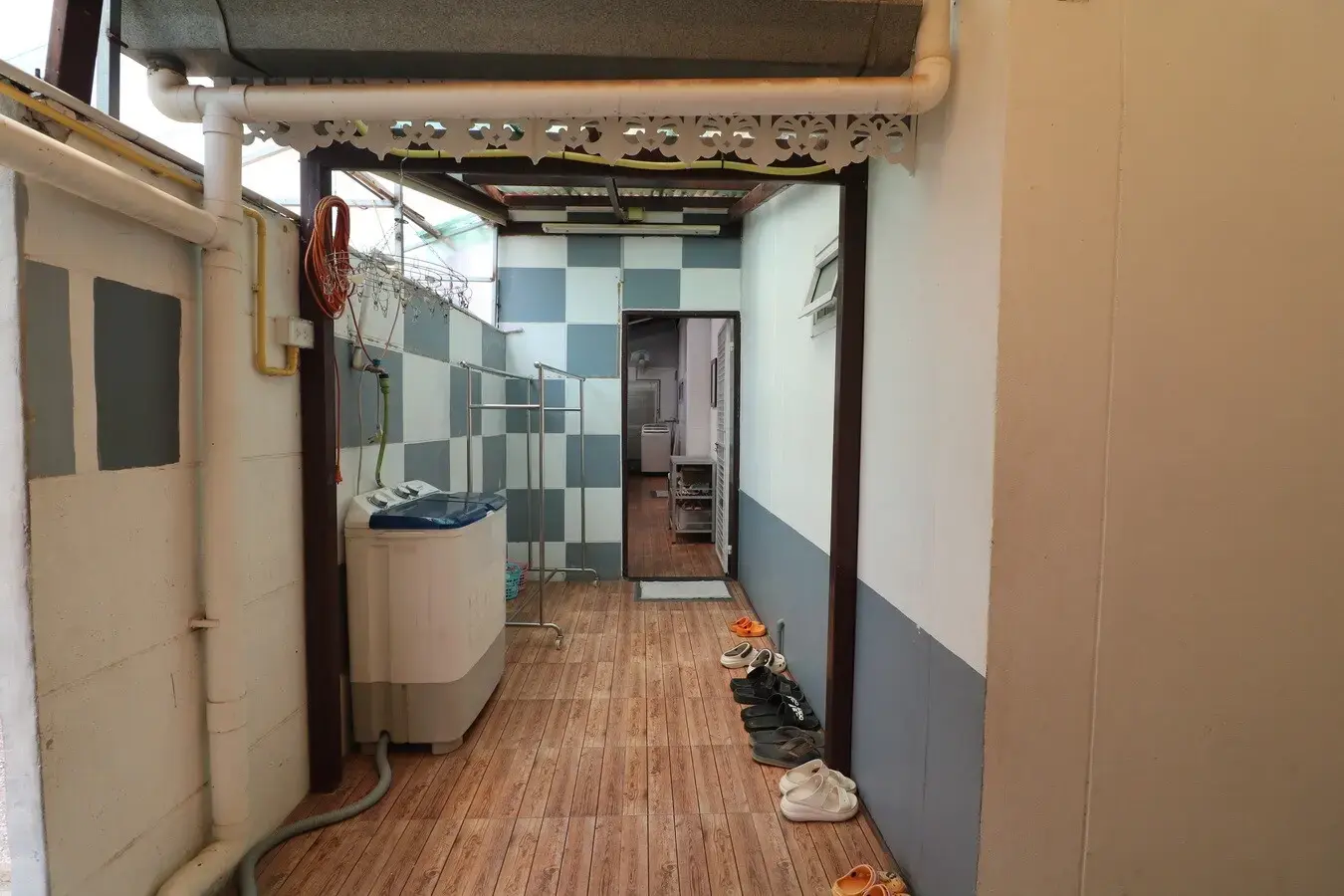 An Outstanding 4 Bedroom, 4 Bathroom, 2 Level Home For Sale In Mak Khaeng, Udon Thani, Thailand.