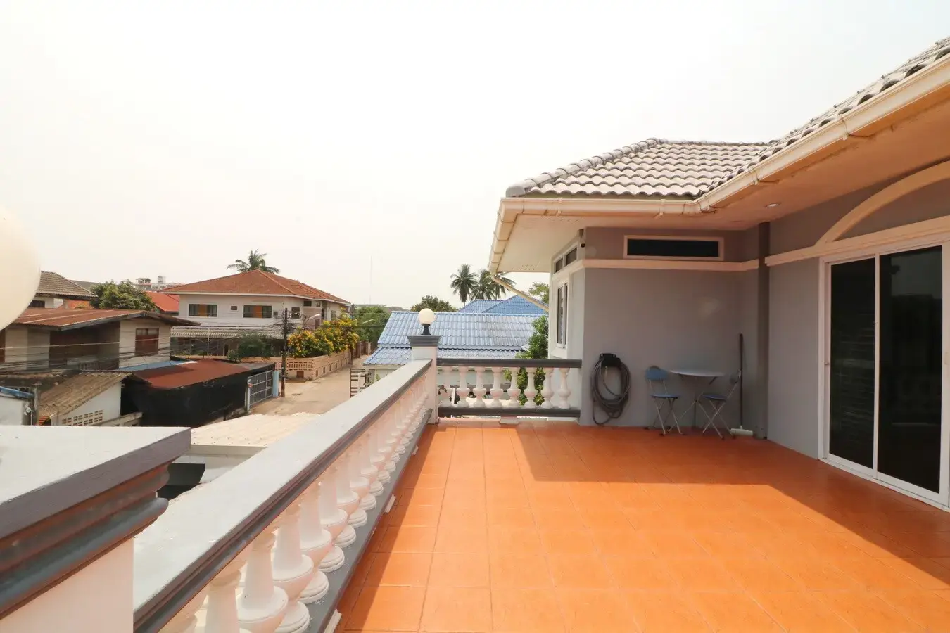 An Outstanding 4 Bedroom, 4 Bathroom, 2 Level Home For Sale In Mak Khaeng, Udon Thani, Thailand.