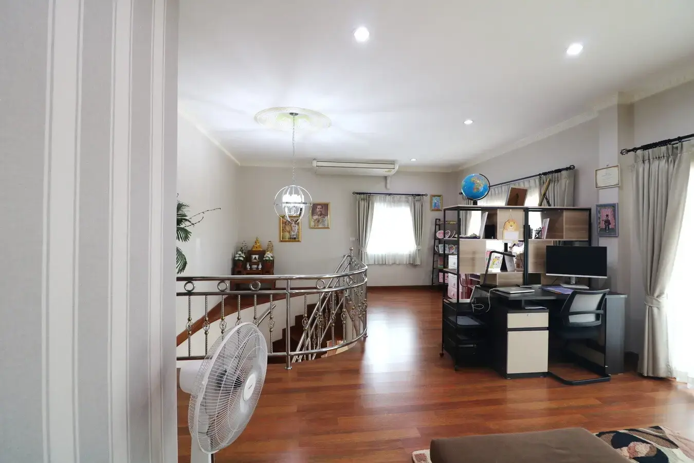 An Outstanding 4 Bedroom, 4 Bathroom, 2 Level Home For Sale In Mak Khaeng, Udon Thani, Thailand.