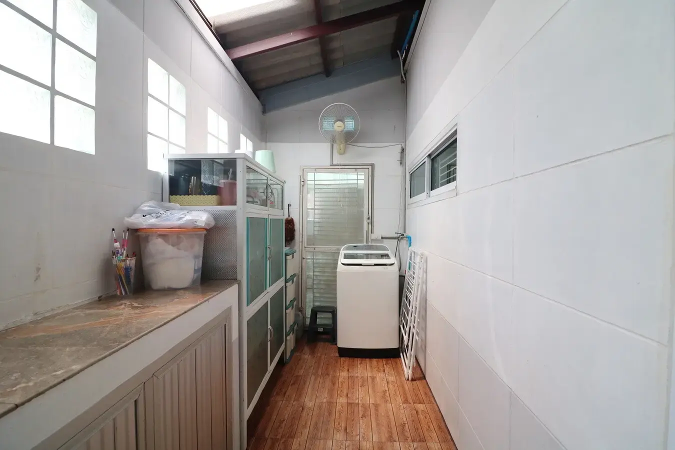 An Outstanding 4 Bedroom, 4 Bathroom, 2 Level Home For Sale In Mak Khaeng, Udon Thani, Thailand.