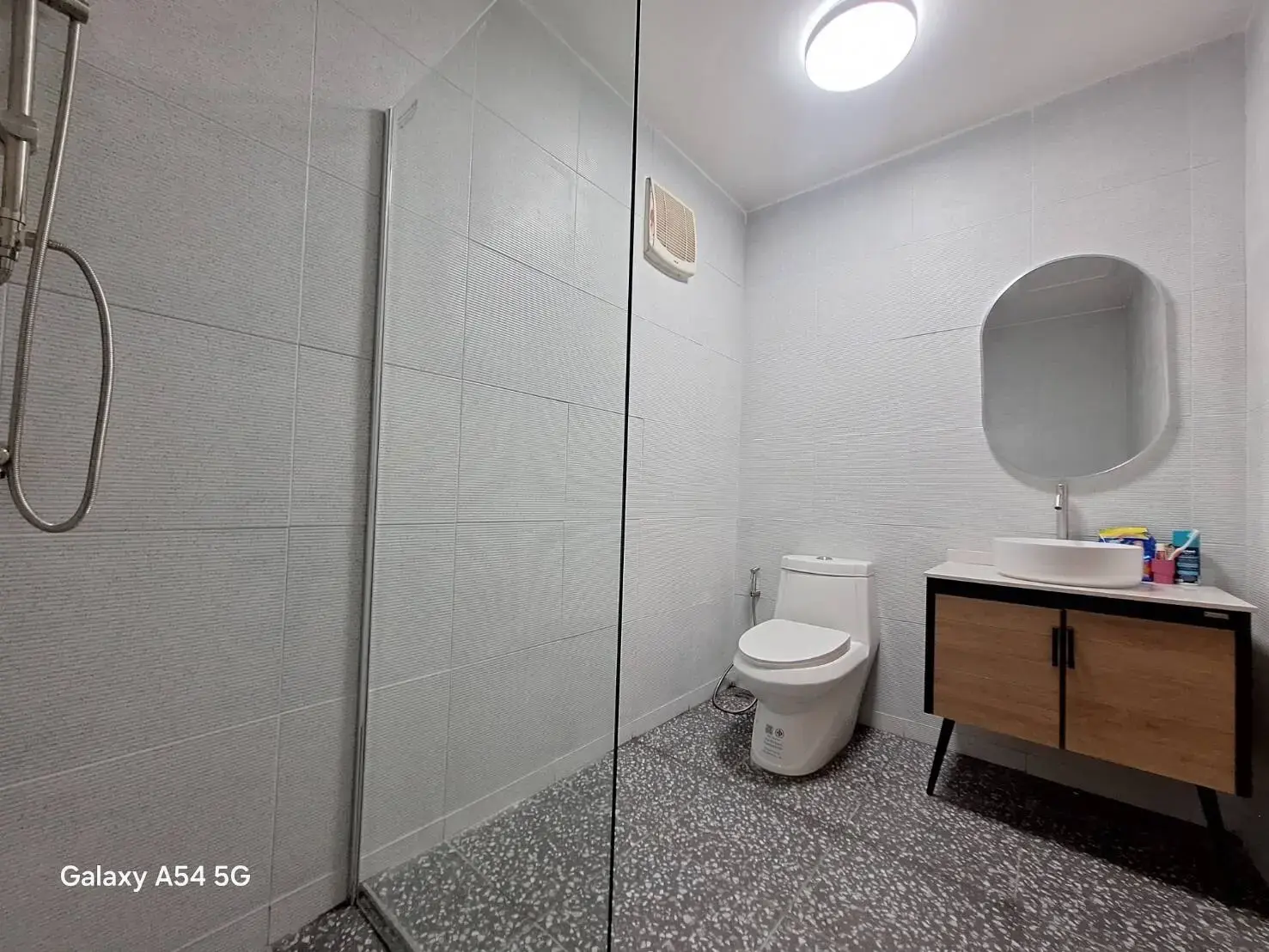 3 Bedroom 2 Bathroom House For Sale Mak Khaeng, Udon Thani, Thailand.