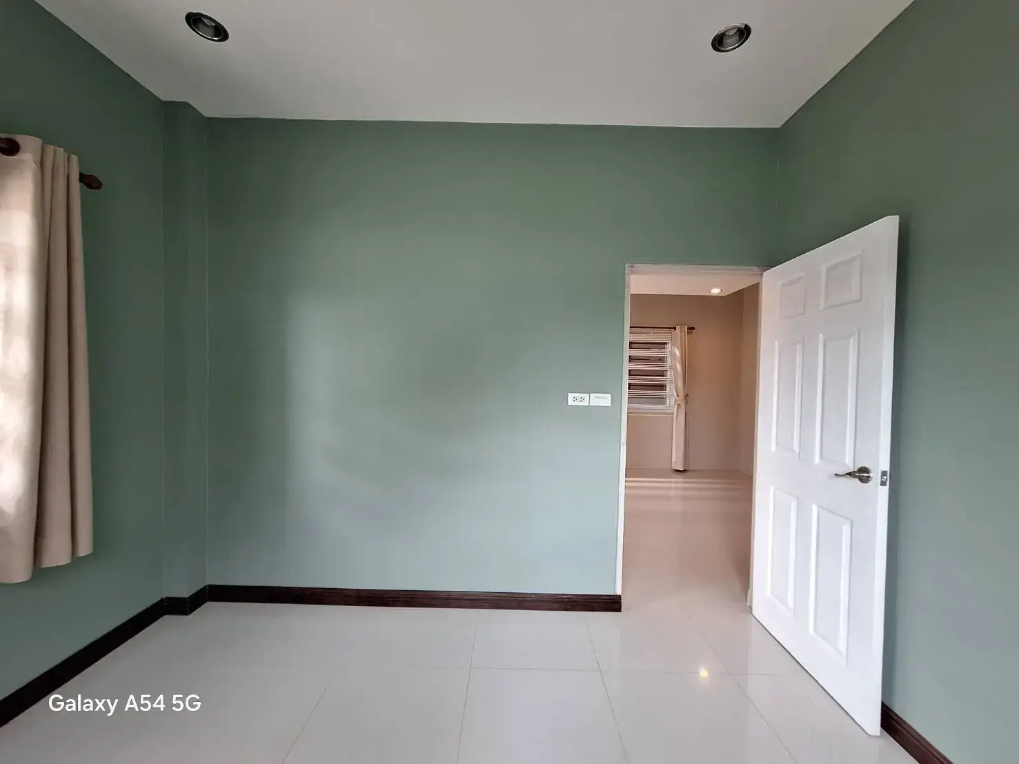 3 Bedroom 2 Bathroom House For Sale Mak Khaeng, Udon Thani, Thailand.