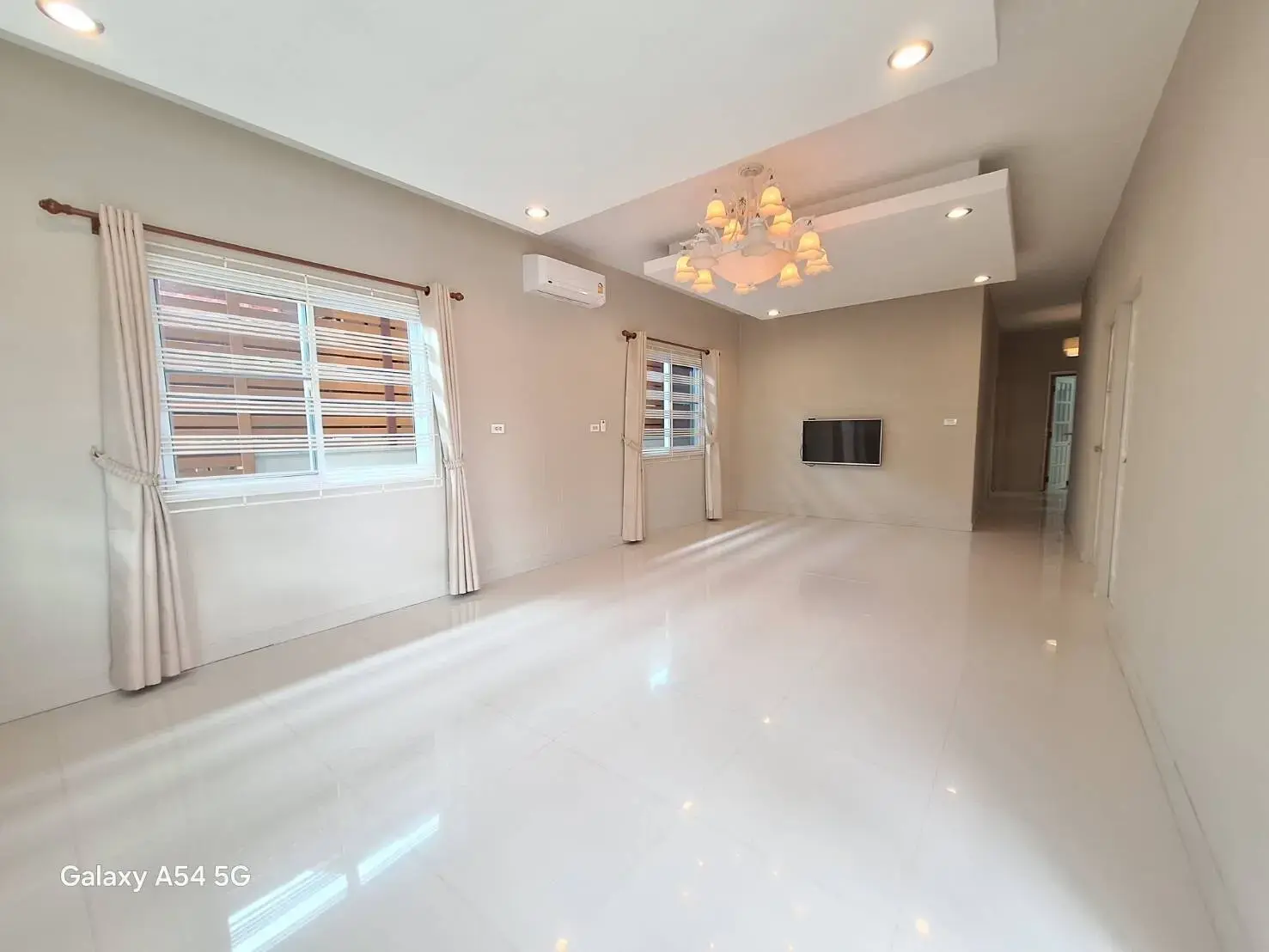3 Bedroom 2 Bathroom House For Sale Mak Khaeng, Udon Thani, Thailand.