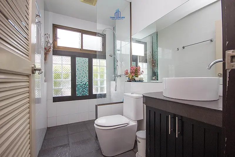 Beautiful Town Home For Rent Soi 102