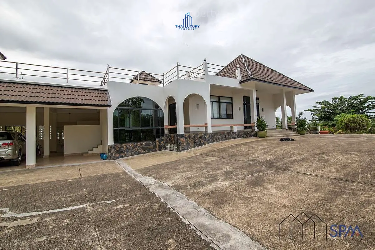 Spacious Single-Story Villa with Lush Views and Open Living in Cha-Am